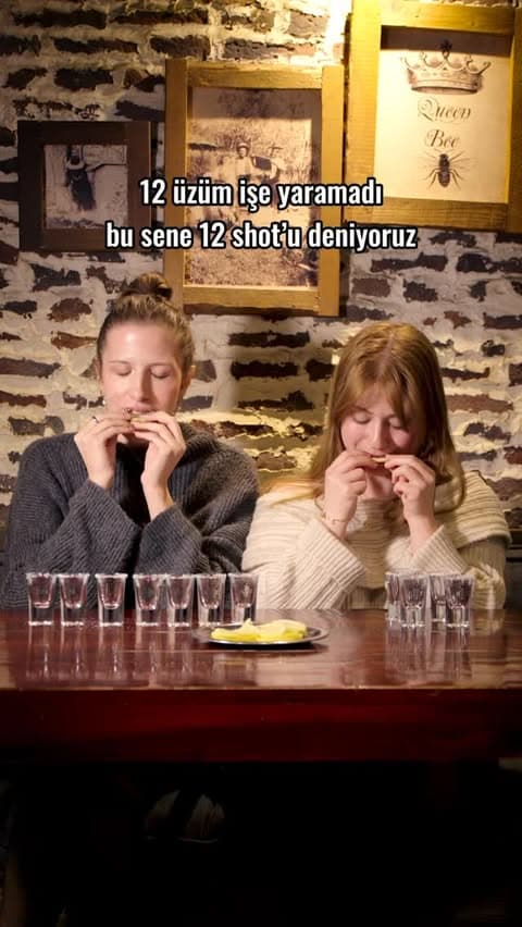 Yeni yıla 12 shot atarak girmek istediğin o arkadaşını davet etme postu 👇🏻👇🏻